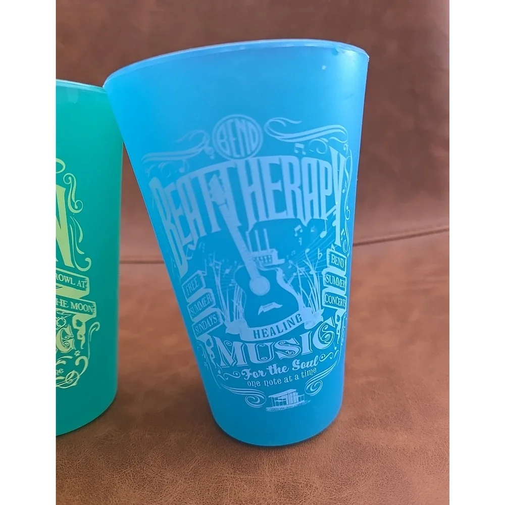 Lot of 2‎ SILIPINT Bend Oregon Beer Silicone Dog-Town Beat-Theraphy Cups 16oz